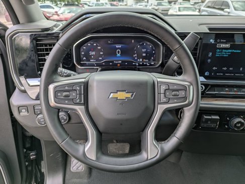 Used 2025 Chevrolet Silverado 1500 LT image 18