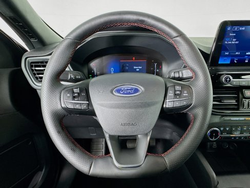 Used 2025 Ford Escape ST-Line Select image 11