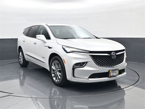Used 2024 Buick Enclave Avenir w/ Avenir Technology Package image 3