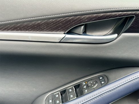 New 2026 INFINITI QX60 Luxe w/ Dark Cargo Package image 18