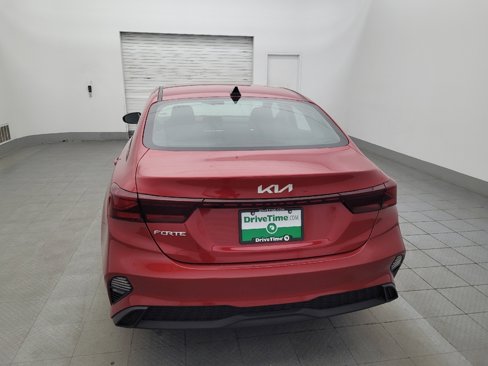 Used 2023 Kia Forte LXS image 6