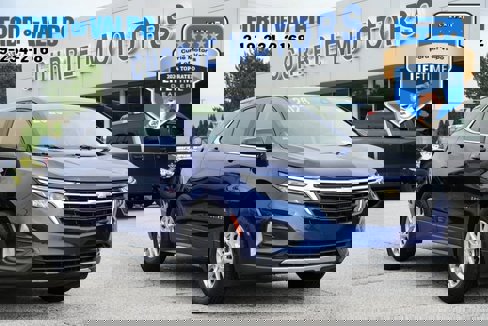 Used 2023 Chevrolet Equinox LT image 1
