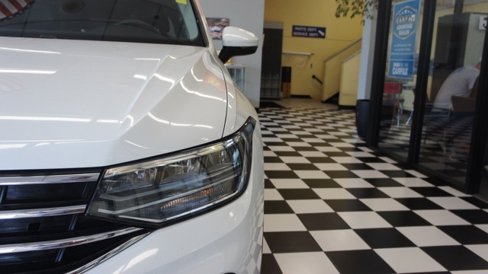 Used 2022 Volkswagen Tiguan SE image 55