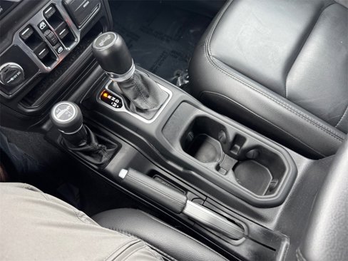 Used 2021 Jeep Wrangler Unlimited Sahara image 22