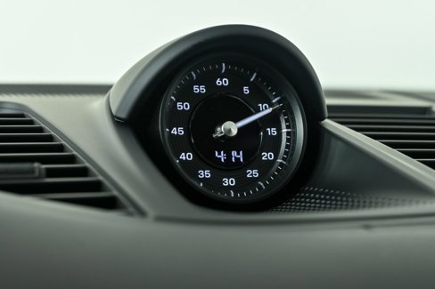 New 2026 Porsche Panamera 4 E-Hybrid image 17
