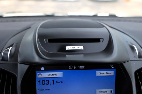 Used 2017 Ford Escape Titanium image 36