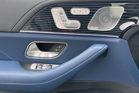 New 2026 Mercedes-Benz GLS 580 4MATIC image 12