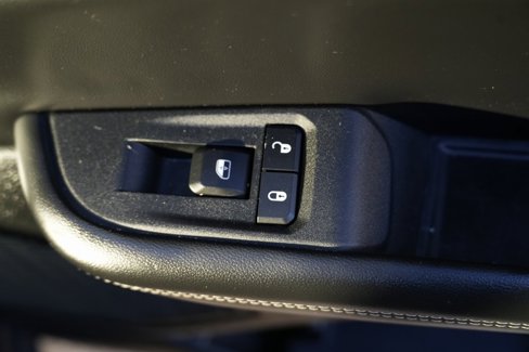 Used 2023 Jeep Grand Cherokee L Laredo image 36