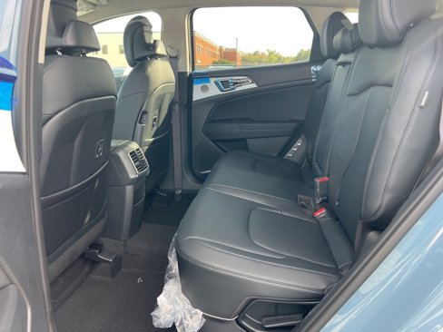New 2026 Kia Sportage EX image 12