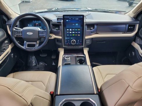 Certified 2022 Ford Expedition Platinum image 27
