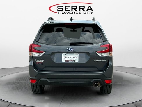 Used 2024 Subaru Forester Limited image 4