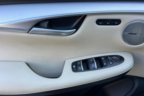 New 2022 INFINITI QX50 Sensory image 10