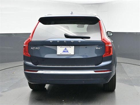 Used 2025 Volvo XC90 B6 Plus w/ Protection Package Premier image 7