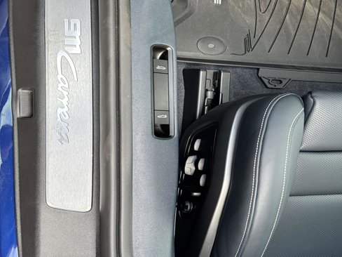 Certified 2025 Porsche 911 Carrera image 15