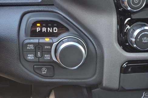 New 2025 RAM 1500 4x4 Crew Cab image 25