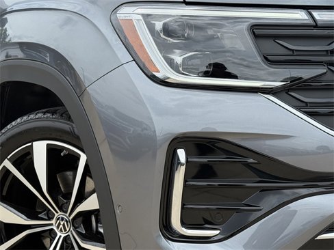 New 2025 Volkswagen Atlas SEL Premium R-Line image 3