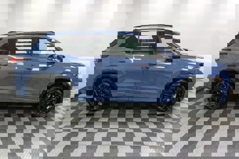 New 2025 Volkswagen Tiguan SE R-Line image 8