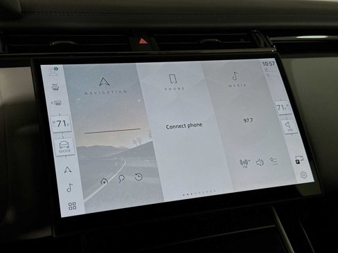 New 2026 Land Rover Range Rover Velar Dynamic SE image 13