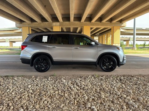 Used 2022 Honda Pilot Special Edition image 2