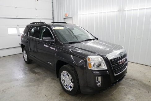 Used 2014 GMC Terrain SLE image 1