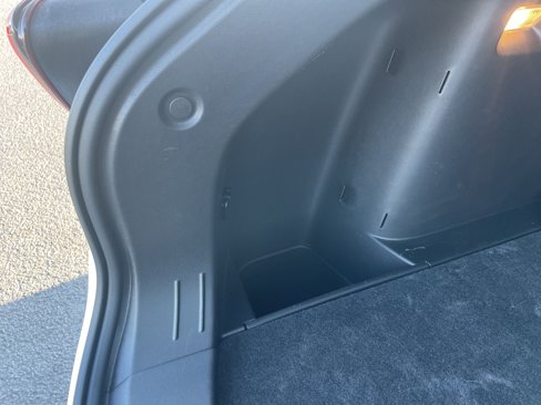 Used 2025 Chevrolet Trax RS w/ Sunroof Package image 21