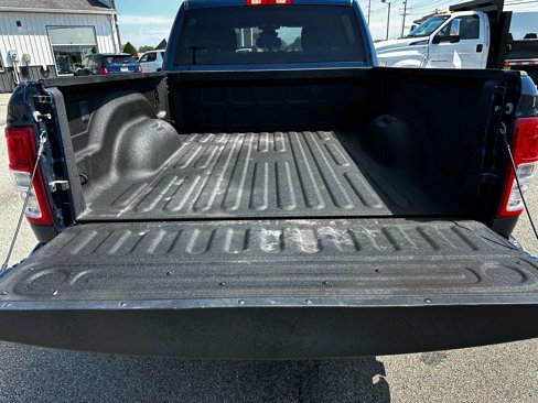 Used 2024 RAM 2500 Big Horn w/ Bed Utility Group image 4