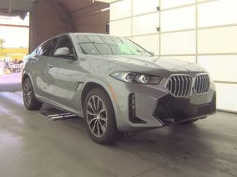 Used 2025 BMW X6 xDrive40i image 7