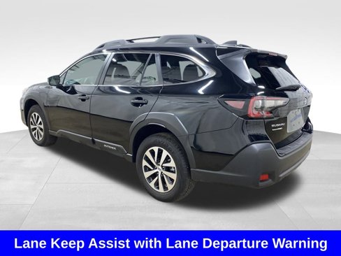 Certified 2025 Subaru Outback Premium image 7