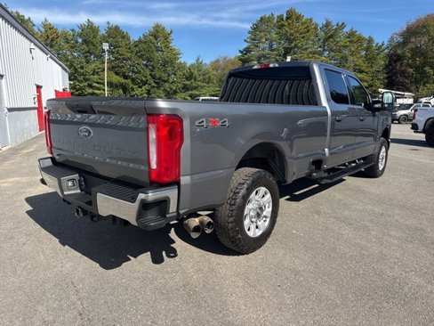 Used 2024 Ford F250 XLT image 4