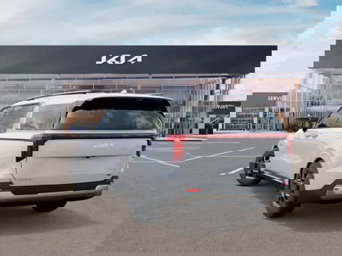 New 2026 Kia Carnival SX image 4