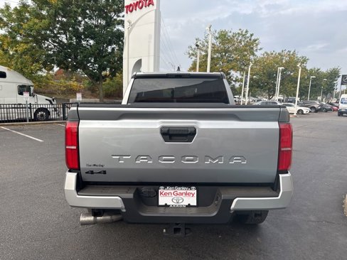 New 2025 Toyota Tacoma TRD Off-Road image 4