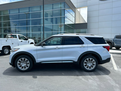 New 2025 Ford Explorer Platinum image 13