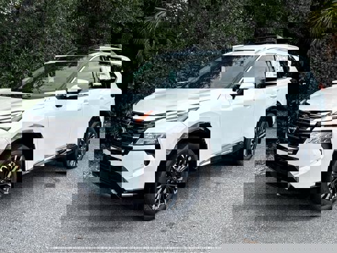 New 2026 Nissan Rogue Platinum image 3