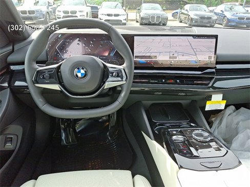 Used 2026 BMW 530i xDrive w/ Executive Package image 10
