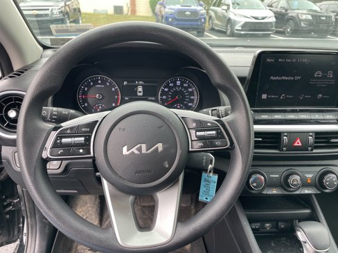 Used 2024 Kia Forte LXS w/ LXS Technology Package image 11