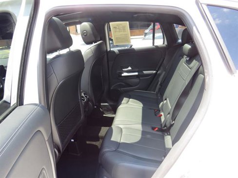 Used 2025 Mercedes-Benz GLA 250 4MATIC image 20