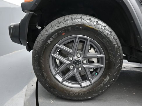 Used 2024 Jeep Wrangler Sport S image 51