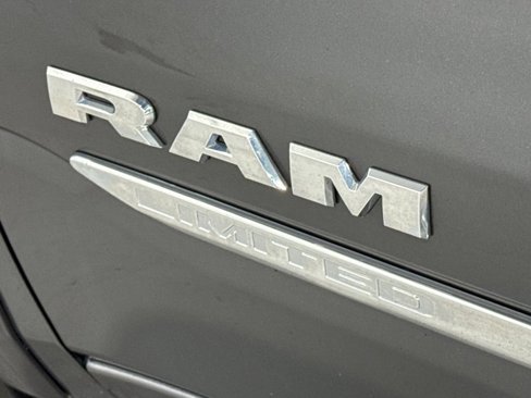 Used 2022 RAM 1500 Limited w/ Body-Colour Bumper Group image 36