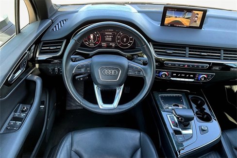 Used 2019 Audi Q7 3.0T Prestige w/ Prestige Package image 5
