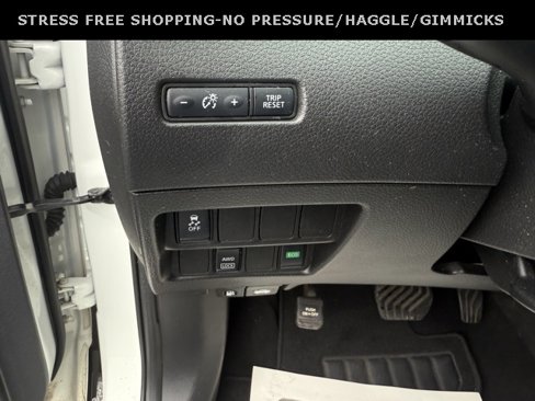 Used 2019 Nissan Rogue Sport S image 17