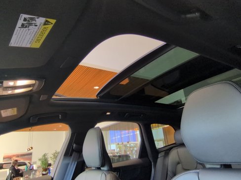 New 2026 Volvo XC60 B5 Ultra w/ Climate Package image 22