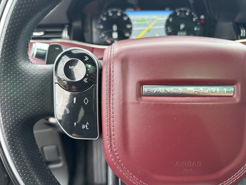 Used 2020 Land Rover Range Rover Evoque R-Dynamic HSE image 31