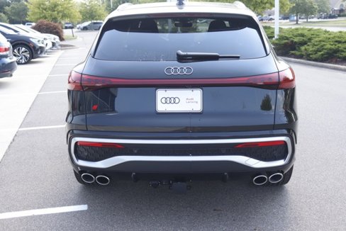 New 2025 Audi SQ5 Premium Plus image 4