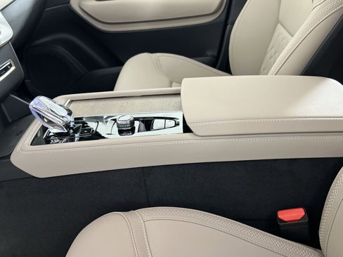 New 2026 Volvo XC90 T8 Plus image 24