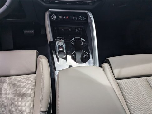 New 2025 Audi Q5 Prestige image 17