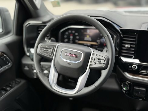 New 2026 GMC Sierra 1500 Elevation image 14