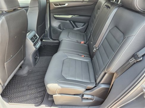 New 2025 Volkswagen Atlas Cross Sport SEL R-Line image 29
