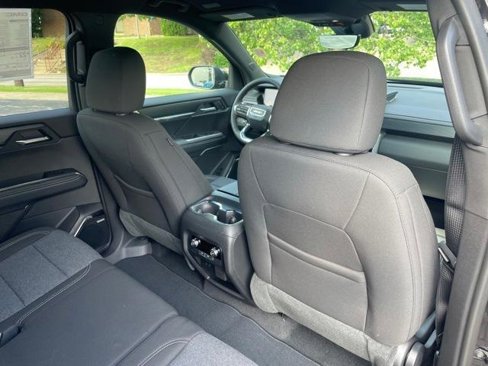 New 2026 GMC Acadia Elevation image 37