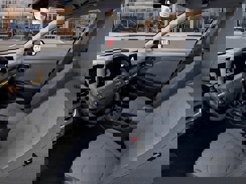 New 2025 Kia K4 LXS image 17
