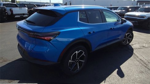 New 2026 Chevrolet Equinox EV LT image 8